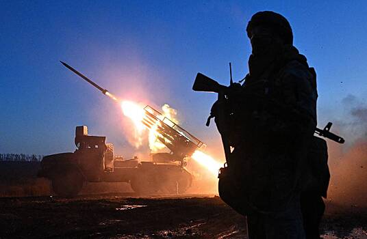 В Минобороны России рассказали о боях с окруженными в Красноармейске войсками ВСУ