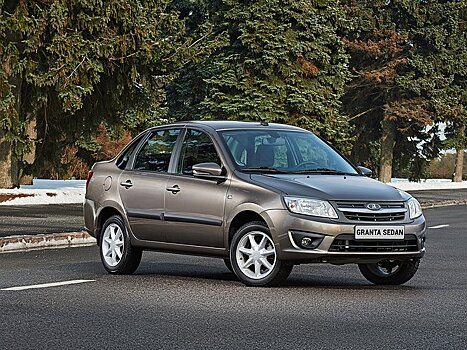 В России стали исчезать автосалоны