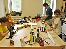 КЦ «Меридиан» приглашает 1 марта ребят на мастер-класс по авиамоделированию