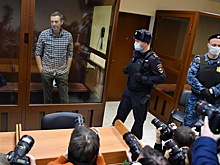 Журналистов пустили в зал на оглашение приговора Навальному