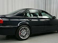 Старый BMW M5 в хорошем состоянии выставлен на продажу