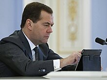 Медведев разрешил нанимать турецких работников еще одной компании