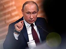 Путин досрочно отправил в отставку губернатора в РФ