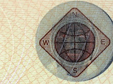 АТОР: въезд в Евросоюз без биометрического паспорта запретят