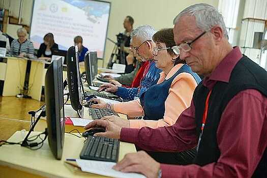 Тамбовчан пенсионного возраста приглашают принять участие в конкурсе «Спасибо интернету — 2024»