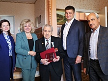 Двое зеленоградцев получили медали в честь  80-летия Курской битвы