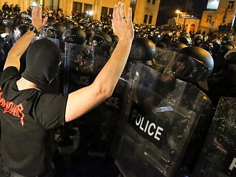 Полиция задержала 40 человек за 3 дня митингов против закона об иноагентах в Тбилиси