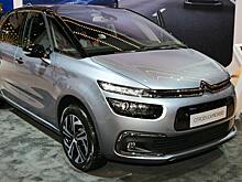 Просторные семейные машины за 400 тысяч рублей