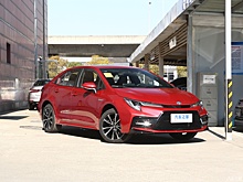 В России появился седан Toyota за 2,5 млн рублей