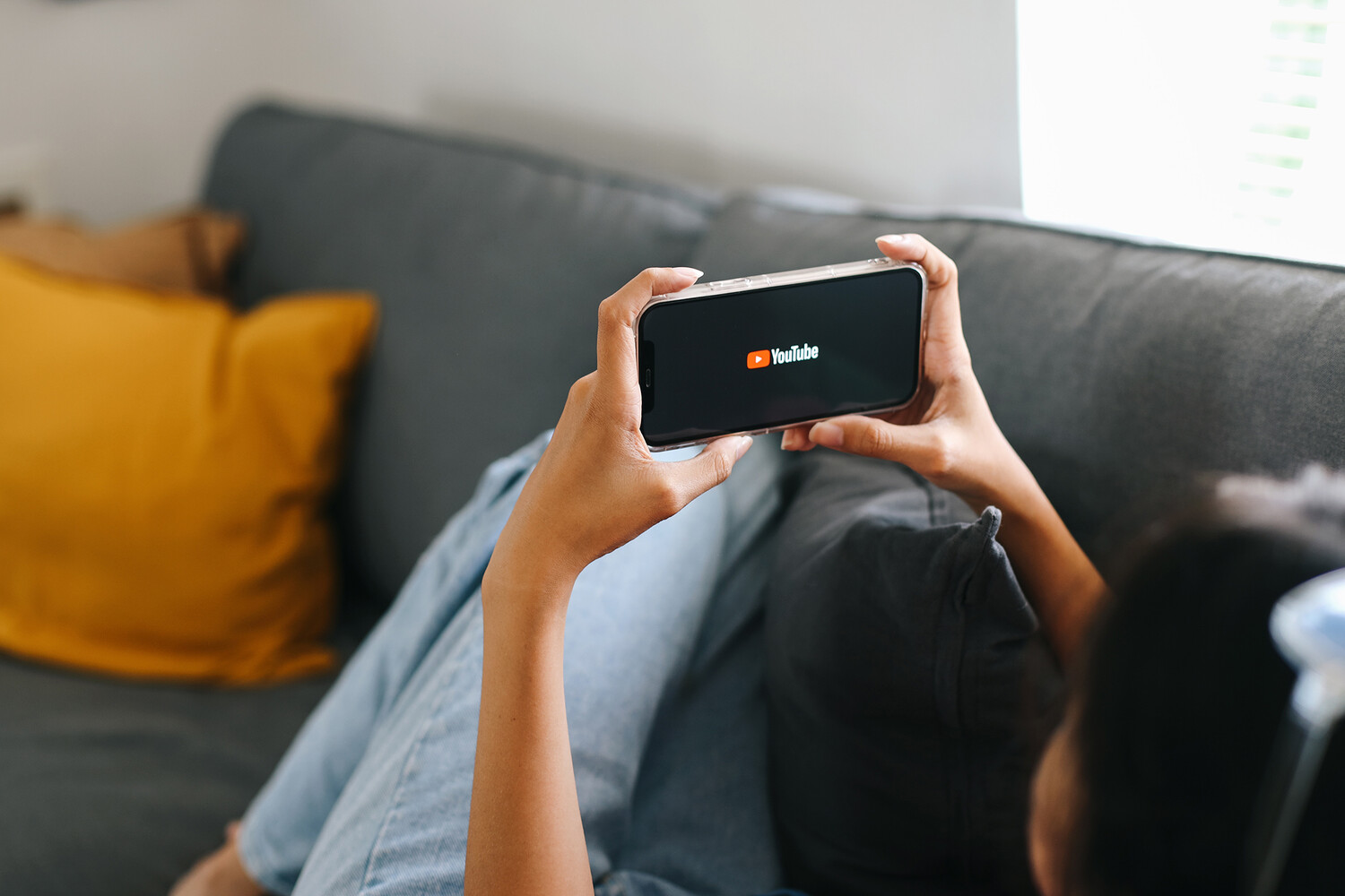 Пользователи пожаловались на работу YouTube в сторонних браузерах на Android