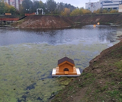 Домики для уточек установили на Лукерьевском пруду в Кстово