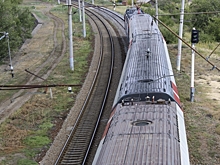 В Смоленской области на железной дороге загорелись шесть вагонов с топливом: причина