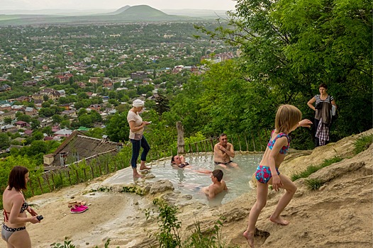 Пятигорск и Кисловодск вошли в десятку лучших мест для отдыха с детьми на майские