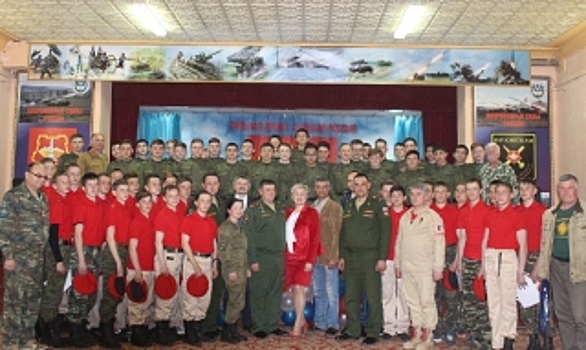 Три дня в армии. Старшеклассники Муравленко испытали себя на прочность
