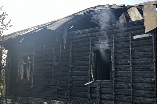 В результате пожара в Курганской области погибло три человека