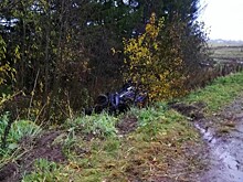 В Тверской области 64-летняя женщина не справилась с управлением автомобиля и уехала в кювет