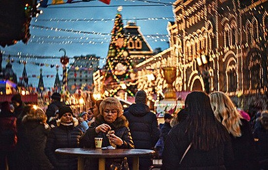 Оценить новогоднюю иллюминацию в Москве можно будет 15 декабря