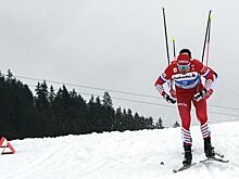 Французский лыжник упал и чуть не завалил Сергея Устюгова в четвертьфинале спринта ОИ