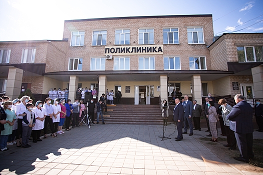 Губернатор Оренбуржья проверил медучреждения в Пономаревском районе