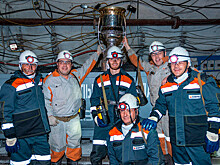 Кубок Гагарина впервые побывал в действующей шахте