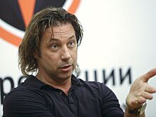 Гаджиев рассказал о переговорах с Мостовым о назначении главным тренером клуба Медиалиги