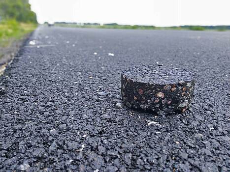 На проспекте Булатова в Курске проверили качество дорожных работ