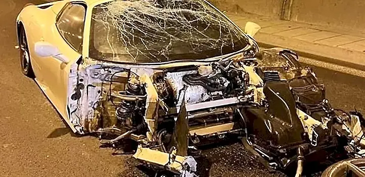 Спорткар Ferrari «провалил» тест-драйв на скорости 300 км/ч в туннеле - видео