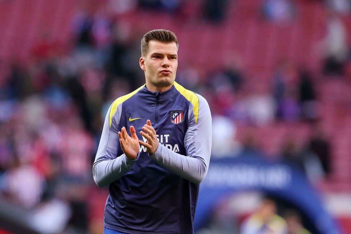 «Барсе»&nbsp; интересен Серлот. В клубе считают, что форвард «Атлетико» схож с Левандовским и может адаптироваться к схеме Флика (Маттео Моретто)