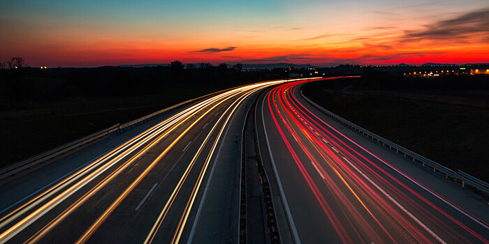 На бельгийских автобанах начали отключать ночное освещение из-за энергокризиса