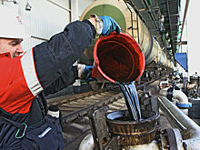 Кабмин РФ готовится пошлинами не пускать бензин за границу