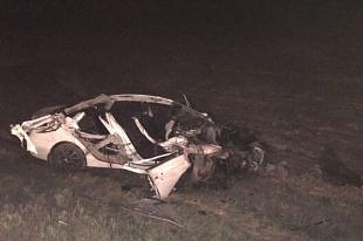 19-летний пассажир иномарки погиб в ДТП с КамАЗом под Орлом