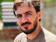 Когда точность становится вдохновением: путь врача, который выбрал краски вместо бор-машины