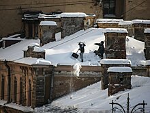 Коммунальщики Петербурга не справились со снегопадами