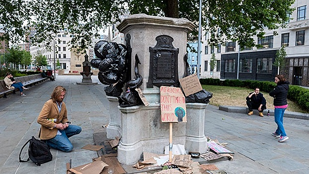 Борьба с историей или вандализм: почему в Европе стали воевать с памятниками