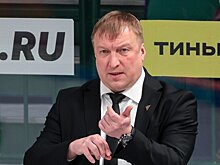 Заварухин не возглавит «Амур»: «Идет подковерный междоусобный конфликт. Противники назначения выставили его в невыгодном свете перед губернатором» (Михаил Зислис)