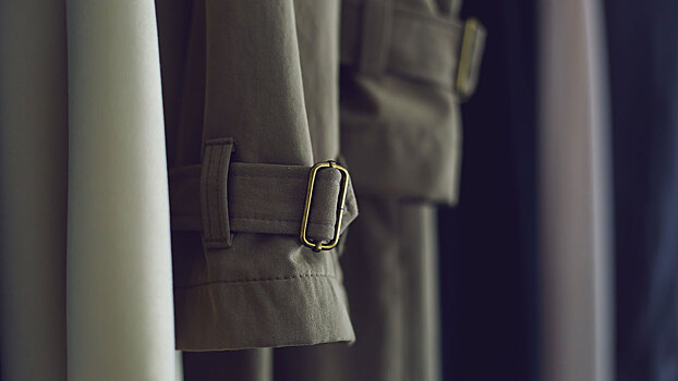 Кто платит за испорченную одежду в ресторане? Разбираемся с юристом