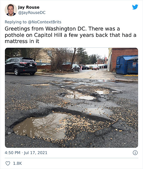 "Выбоины на дорогах в Вашингтоне"