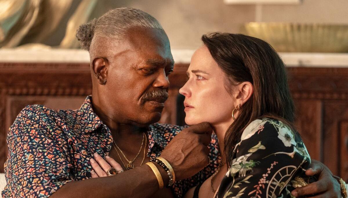 Just Play Dead With Samuel L. Jackson Sets Russian Release