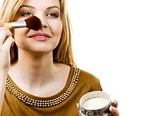 Эксперт Тюменова назвала способ визуально скорректировать нос с помощью макияжа