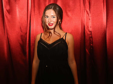 Нюша в комбинезоне для беременных, Джанабаева в широкополой шляпе и не только: звезды выступили на празднике для детей-сирот