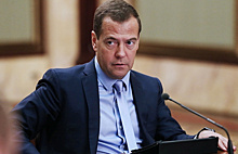 «Европа мельчает»: Медведев высмеял слова Шольца про Россию