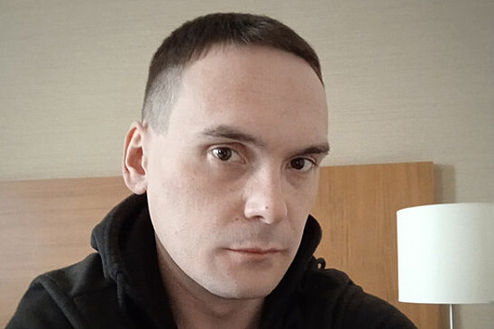 Юморист Караваев заявил, что 40% выступлений КВН вырезается из эфира