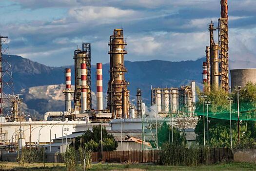 Одна из стран ЕС заблокировала запрет на российскую нефть