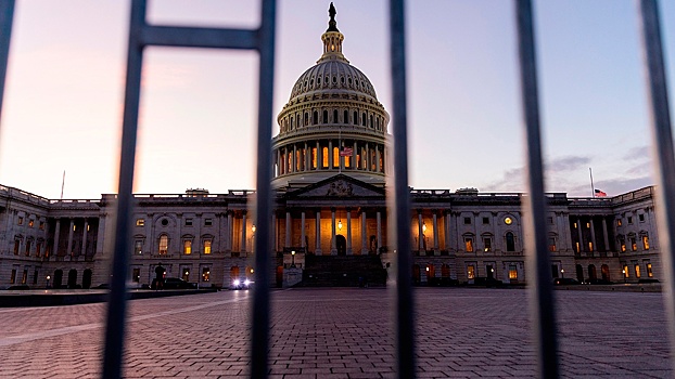 Экс-советник Трампа: снятие санкций с России пойдет на пользу и США