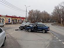 Пять человек пострадали в ДТП напротив Дома правительства