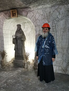 Оренбургский митрополит совершил молебен в подземной соляной часовне