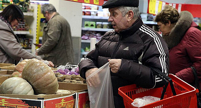 Россияне отметили снижение темпа роста цен к концу 2015 года