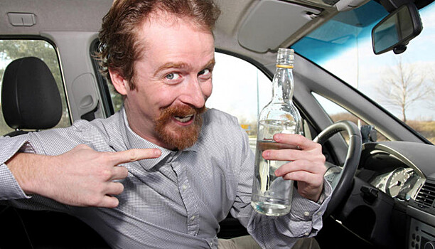 Праздники начались: ГИБДД ловит пьяных водителей каждые 10 минут