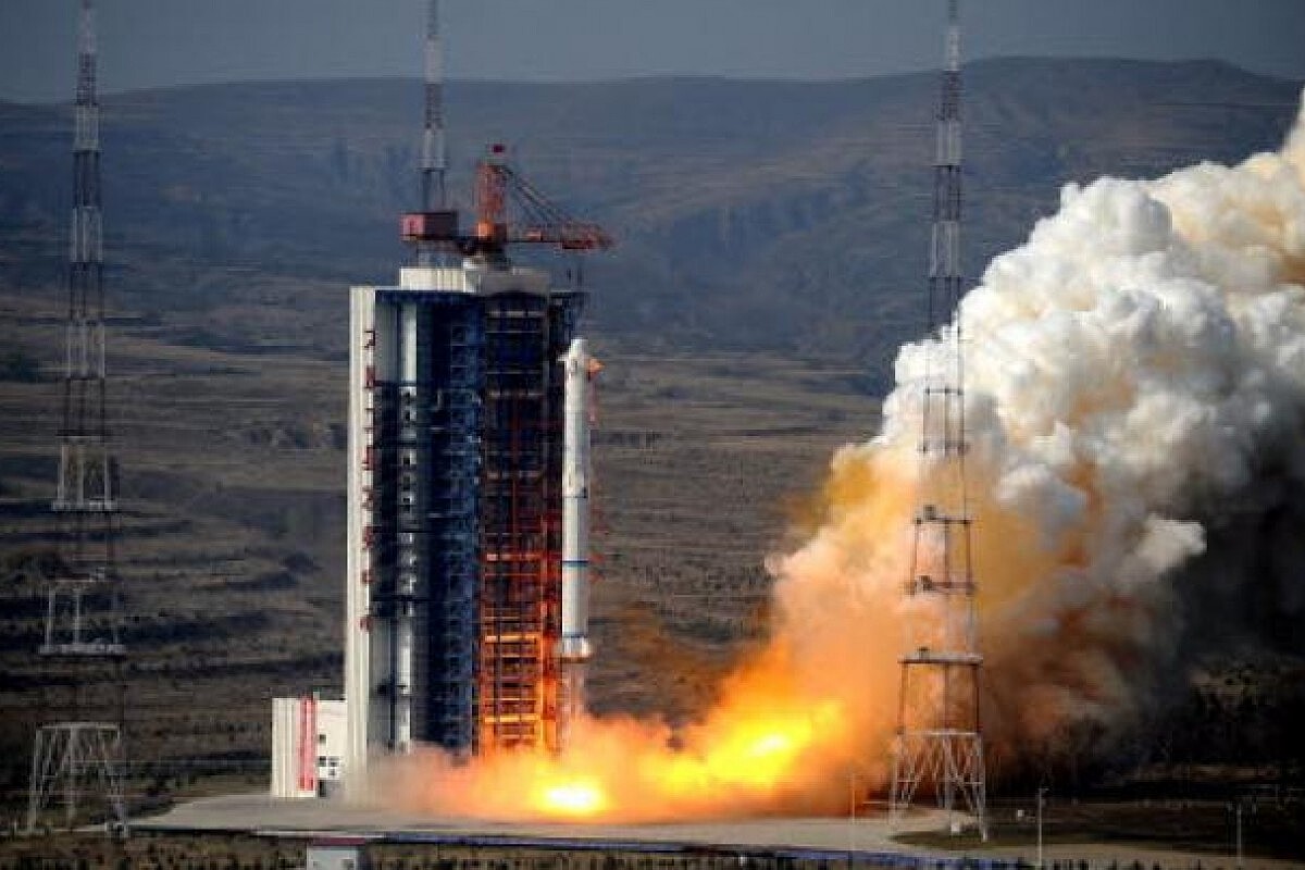 Китайский спутник ChinaSat-18 работает со сбоями
