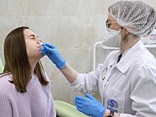 Названы обязательные для вакцинации от коронавируса категории россиян